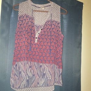 Sleeveless blouse